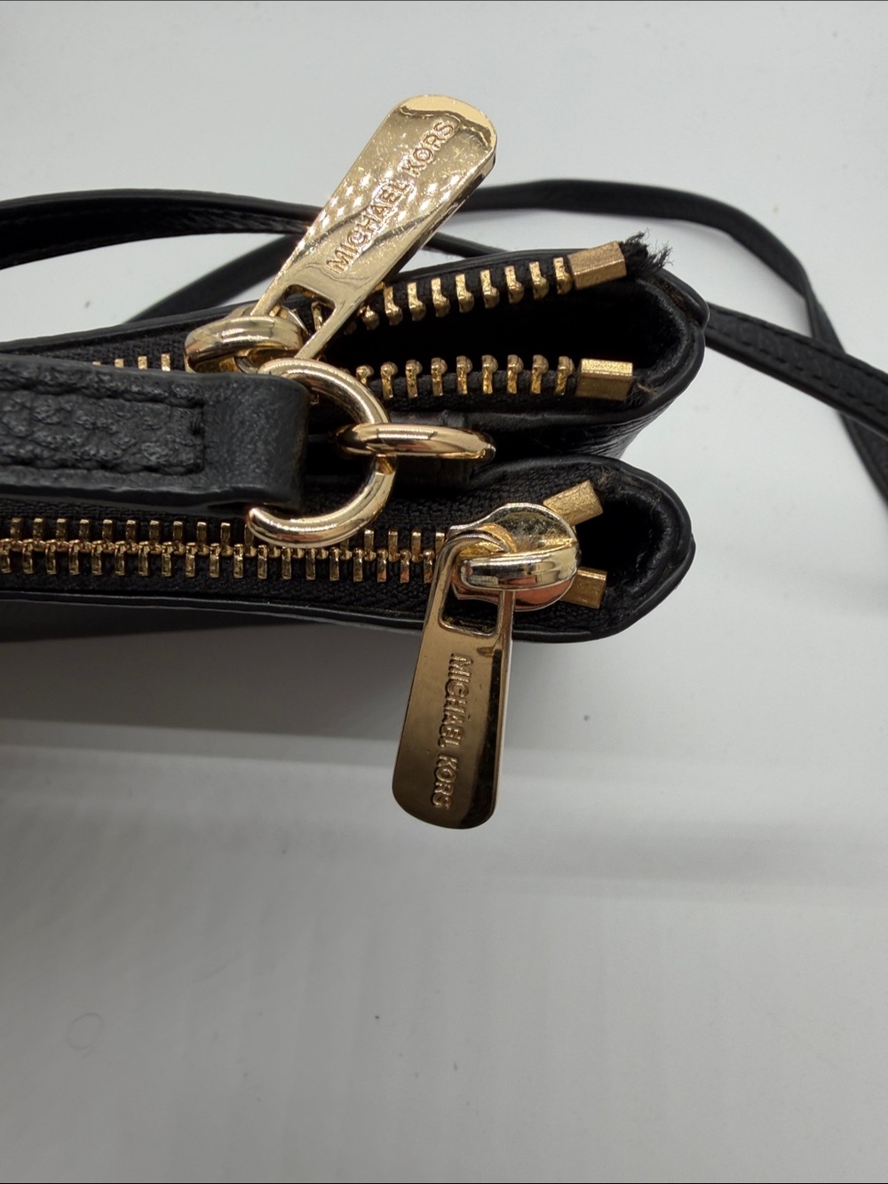 Michael Kors Black Leather Crossbody with Gold Logo NWOT - Picture 4 of 10